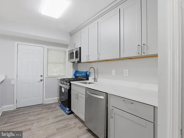 5112 Crosswood Ave — Photo 11