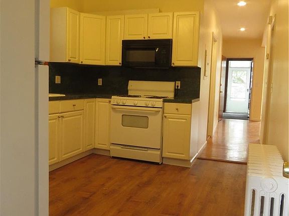 5th image of 129 Convent Pl Floor 1