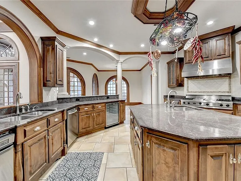 1540 Lipscomb Rd — Photo 10
