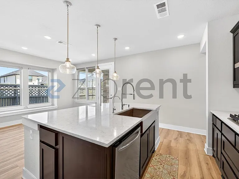 2301 Norma Ln — Photo 13