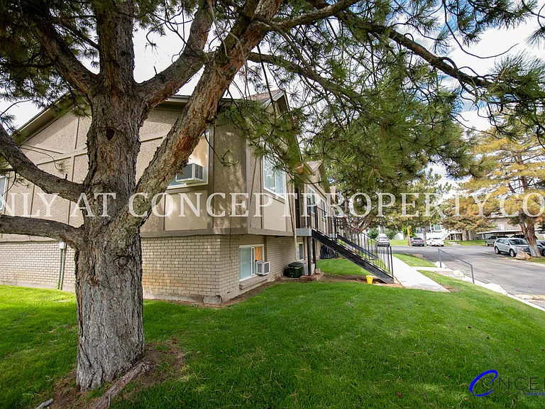 6660 S 1300 W — Photo 33