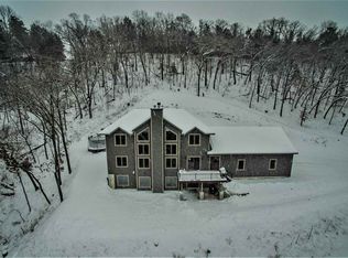 1669 Deer Run Rd, Decorah, IA 52101