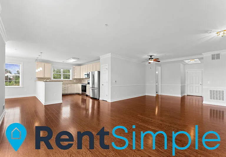 15221 Royal Crest Dr #201 — Photo 21