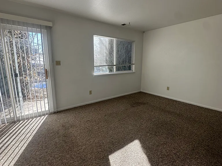 Baltimore apartments — Photo 20