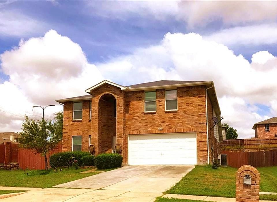 1st image of 2721 Rockport Ln