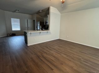 1144 S Jaybird Ln, Fayetteville, AR 72701