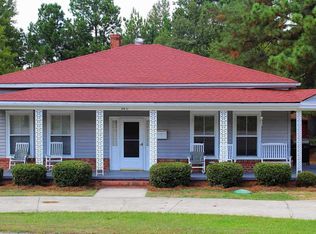 2611 Myrtle St, Newberry, SC 29108