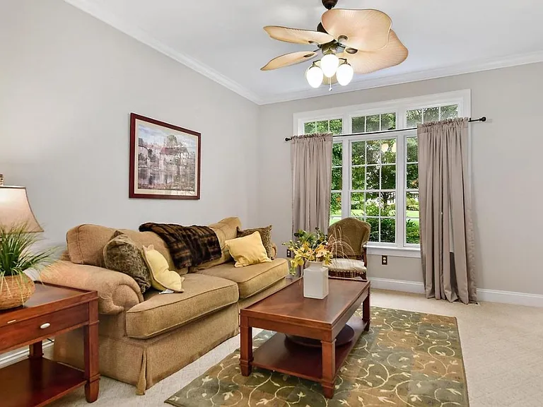 5564 King Stuart Dr — Photo 3