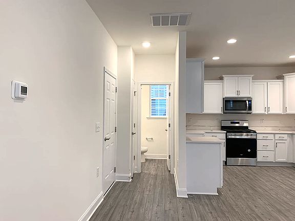 5th image of 2905 Ginger Hill Ln