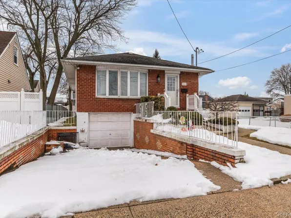 3620 Tuscala Street, Seaford, NY 11783