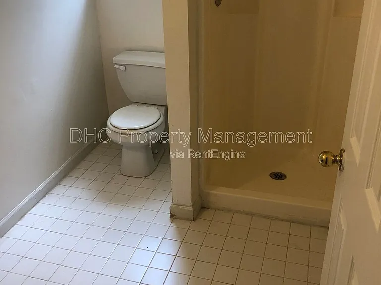 1944 North Ave NW — Photo 16