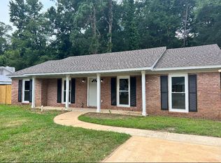 6511 Charter Oaks Cir, Columbus, GA
