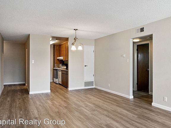 4th image of 1501 Chapin Ave #307