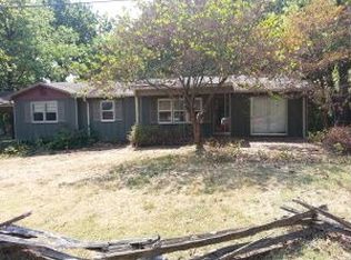 2901 W Henley Dr, Columbia, MO 65202
