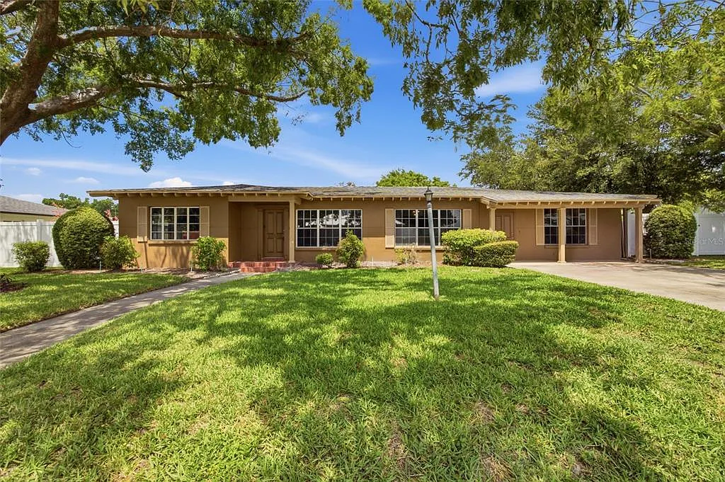 3 bed, 2.0 bath, 1950 sqft, $3,500 — Photo 1
