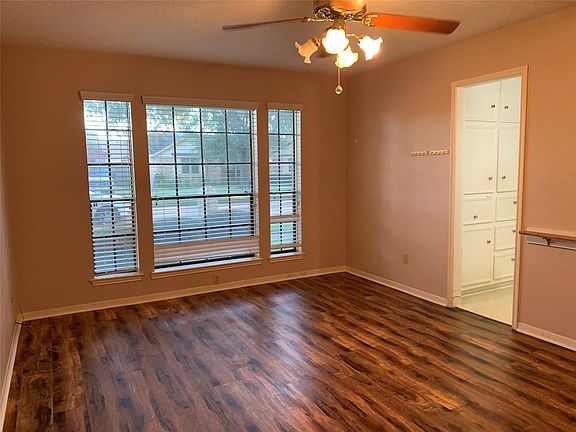 5th image of 5011 Colombia Dr