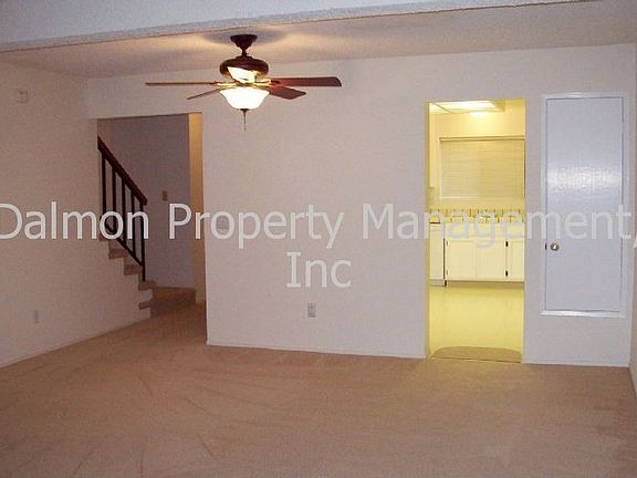 4th image of 228 Escallonia Dr