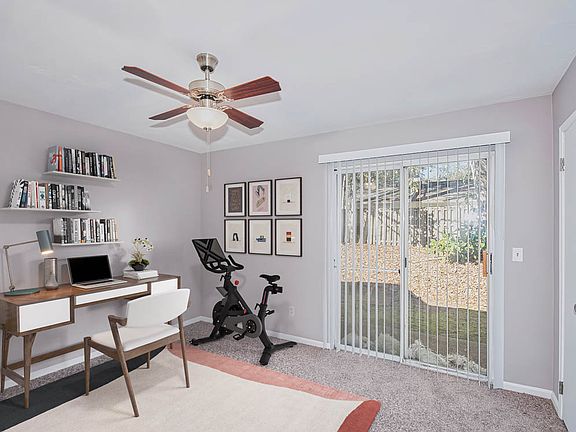 4th image of 2102 Park Ave E #2076