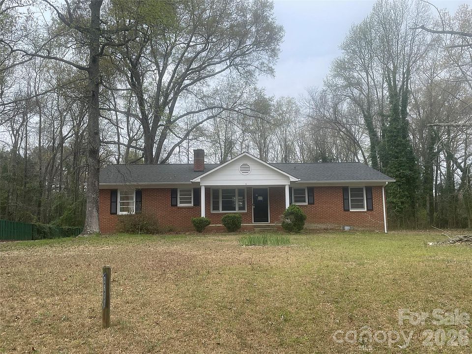 1st image of 2801 Lyndell Way