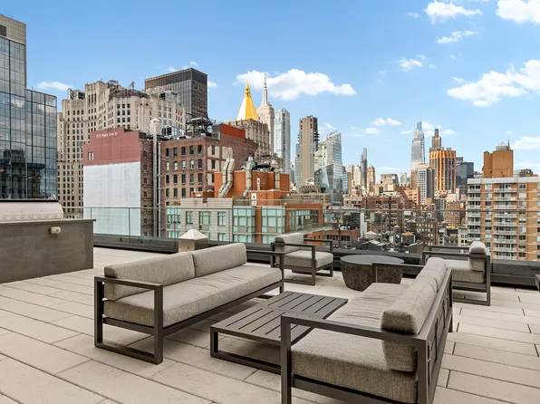 121 East 22nd Street image 6 of 14