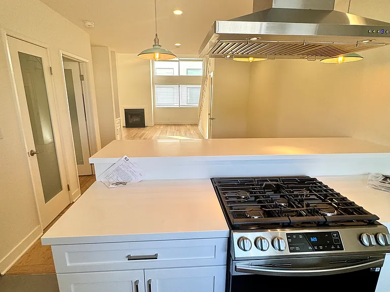 1628 S Bundy Dr #208 — Photo 7