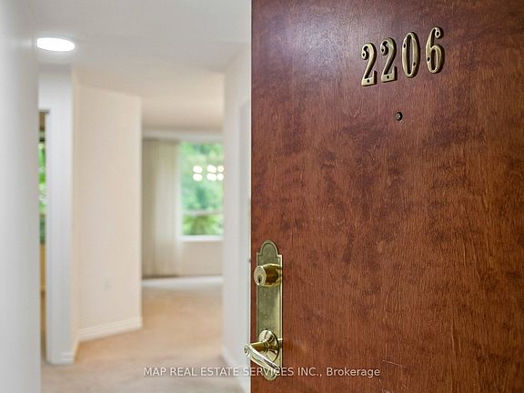 4th image of 100 Burloak Dr #2206
