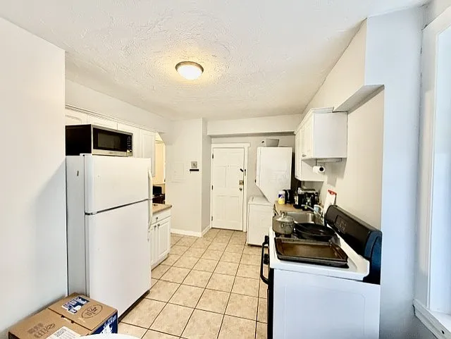 11 Foster St #4 — Photo 5