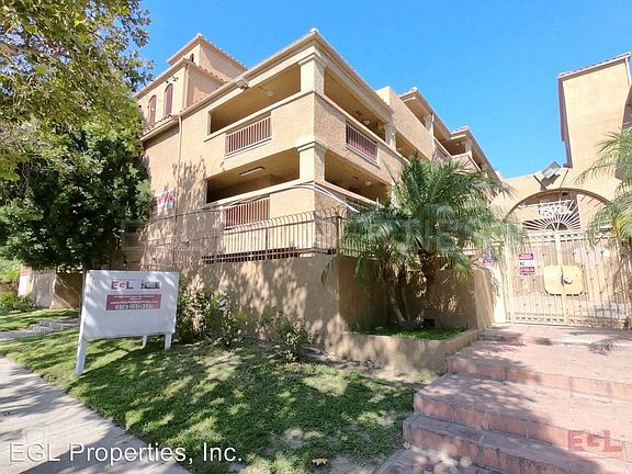 2nd image of 1507 N Durant St APT 21