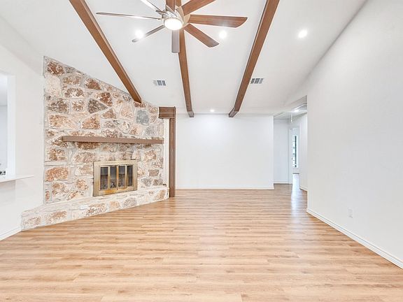 2nd image of 1410 Vista Ridge Cv