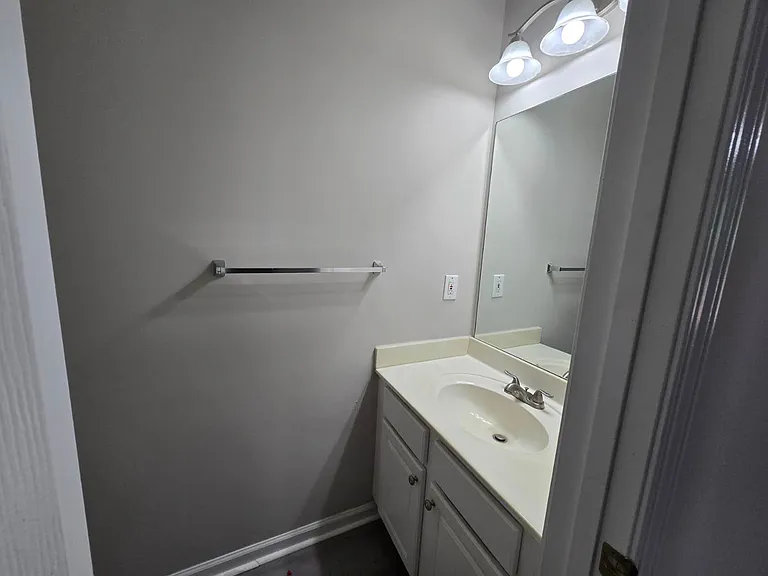 2853 Regent Walk Dr — Photo 10