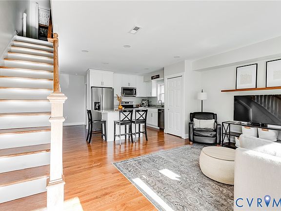5th image of 450 Patrick Ave
