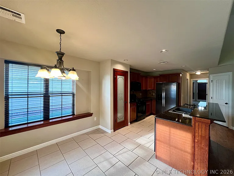 4808 S 191st East Ave — Photo 3