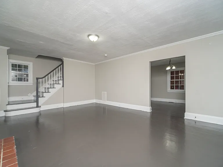 3509 Delaware Ave — Photo 8