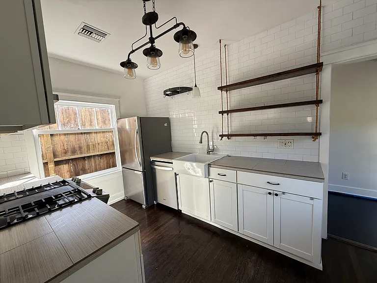 2046 Cerro Gordo St — Photo 20