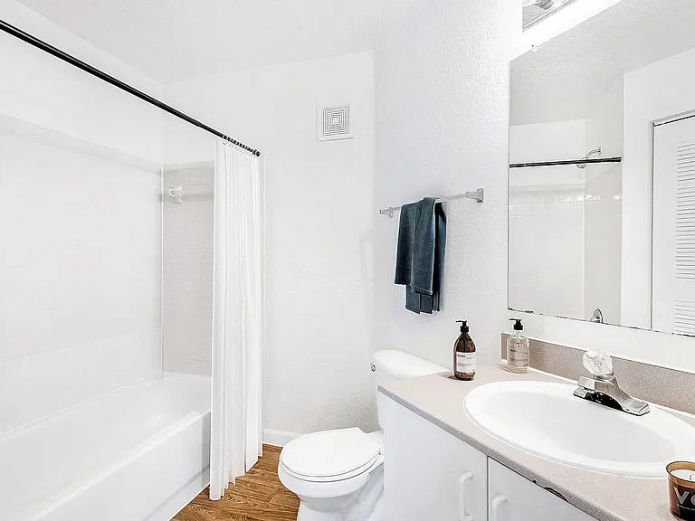 Whispering Pines Apartments — Photo 26