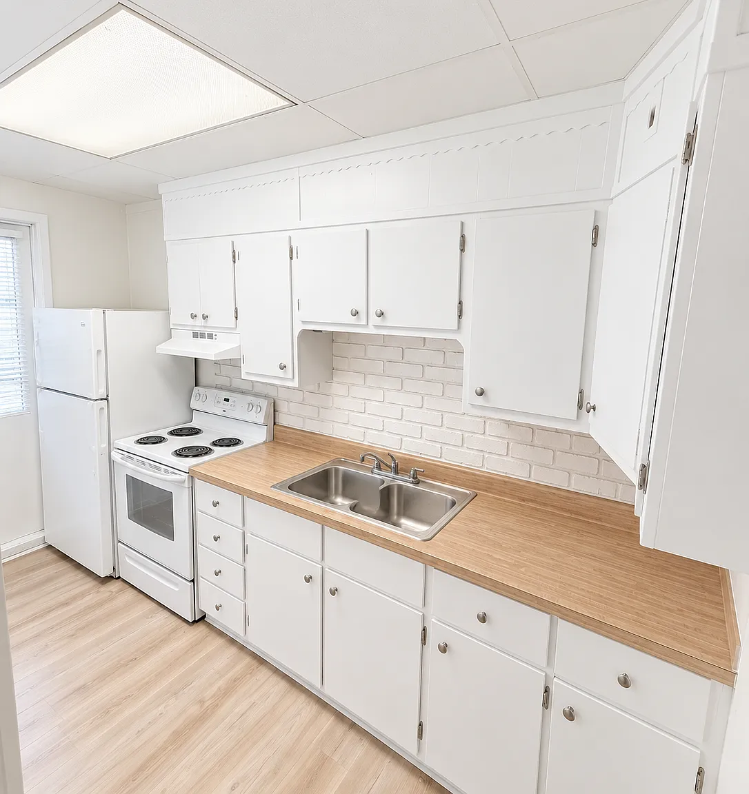 2 bed, $1,100 — Photo 4