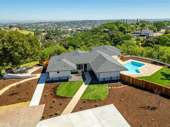 1026 Merry Hill Rd, Paso Robles, CA 93446