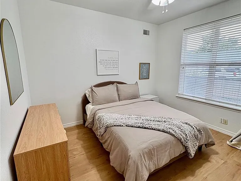 7222 S Blackhawk St #105 — Photo 9