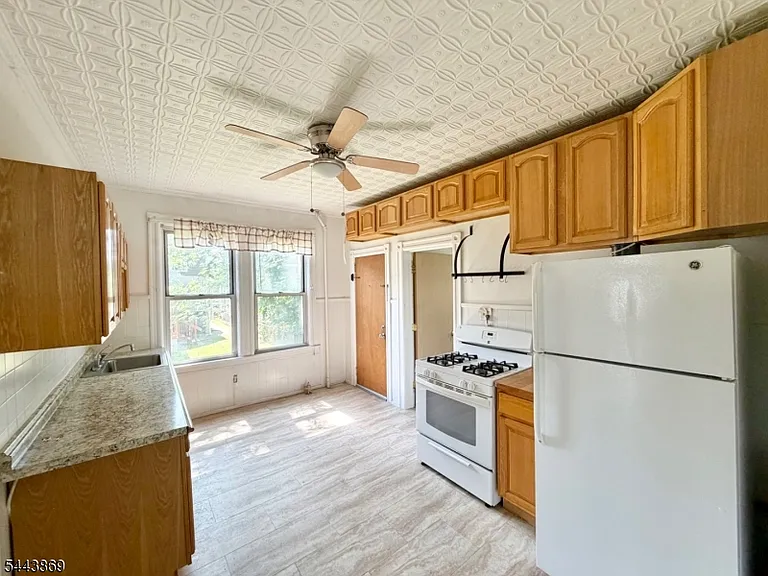 4A Swaine Pl — Photo 2