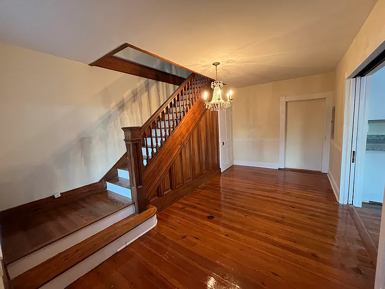 320 S Cameron St #1 — Photo 4