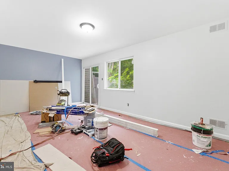 27 Villanova Ct — Photo 5