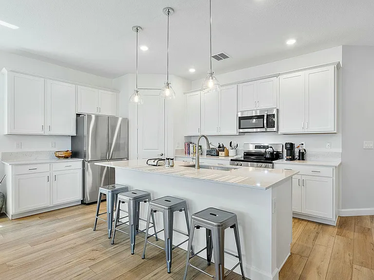 13404 Brotherhood Way — Photo 12