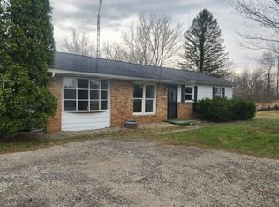 6047 E Us Highway 30, Pierceton, IN 46562