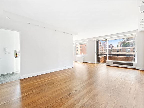 4th image of 45 E 89th St APT 16F