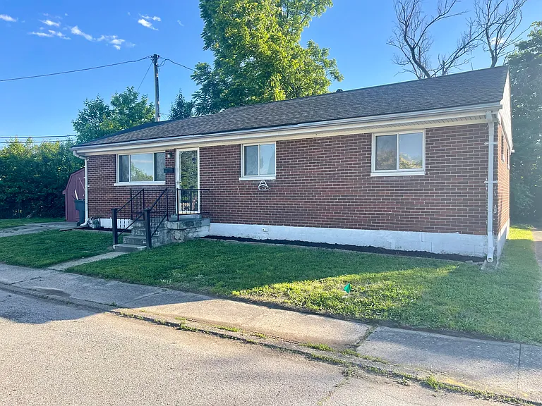 301 N Sherwood Ave — Photo 15