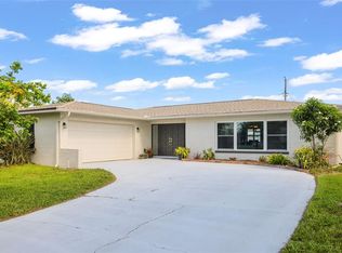 13635 97th Ter, Seminole, FL 33776