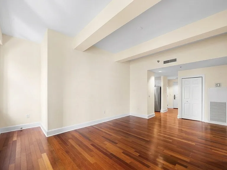 1500 Chestnut St #F — Photo 12