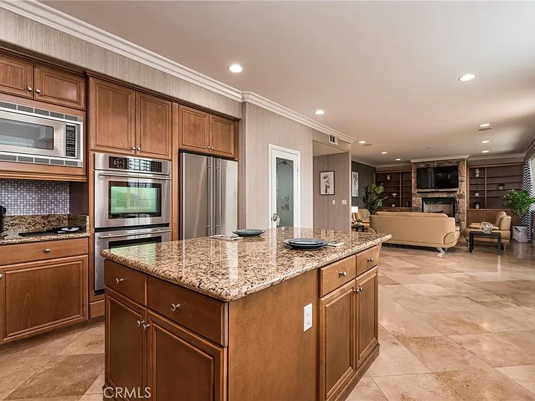 1688 Crest View Pl — Photo 20
