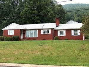 1st image of 1549 S Mountain Ave