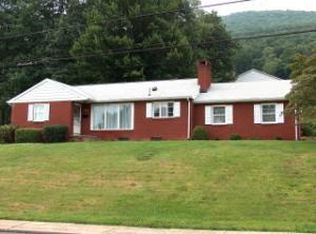 1549 S Mountain Ave, Williamsport, PA 17702